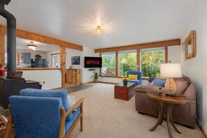 Cabin, 3 Bedrooms | Living area | Streaming services - Trobele 3 Bedroom Home by NW Comfy Cabins by RedAwning (Leavenworth)