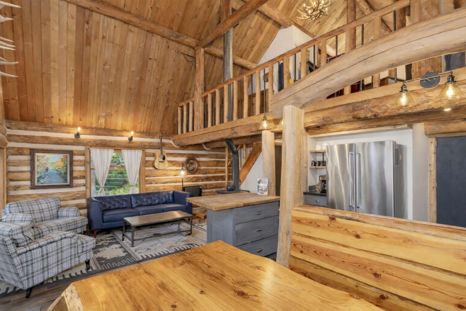 Cabin, 4 phòng ngủ | Khu phòng khách