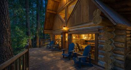 Guten Cabin 3 Bedroom Home by NW Comfy Cabins by RedAwning