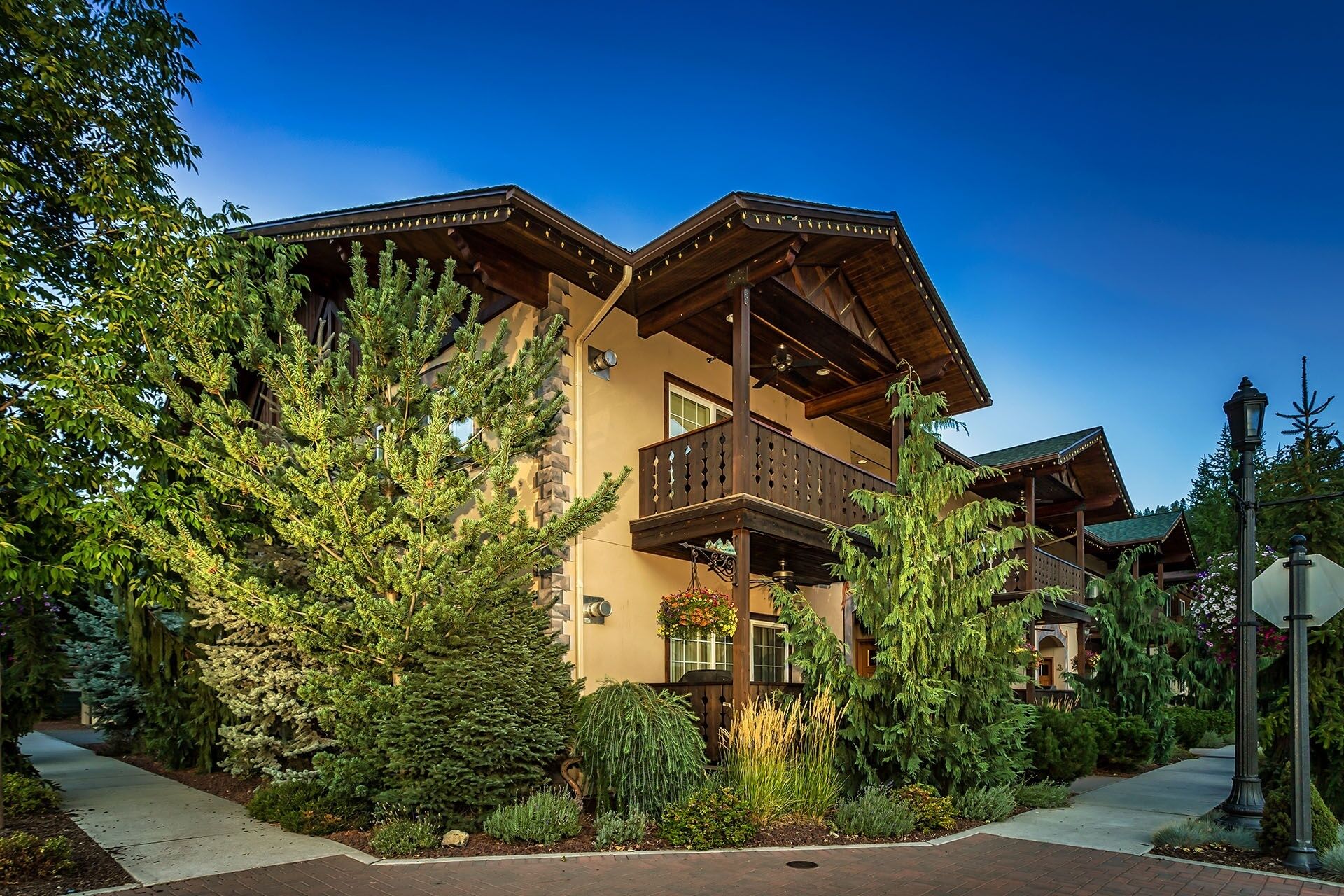 Condo, 2 Bedrooms | Exterior