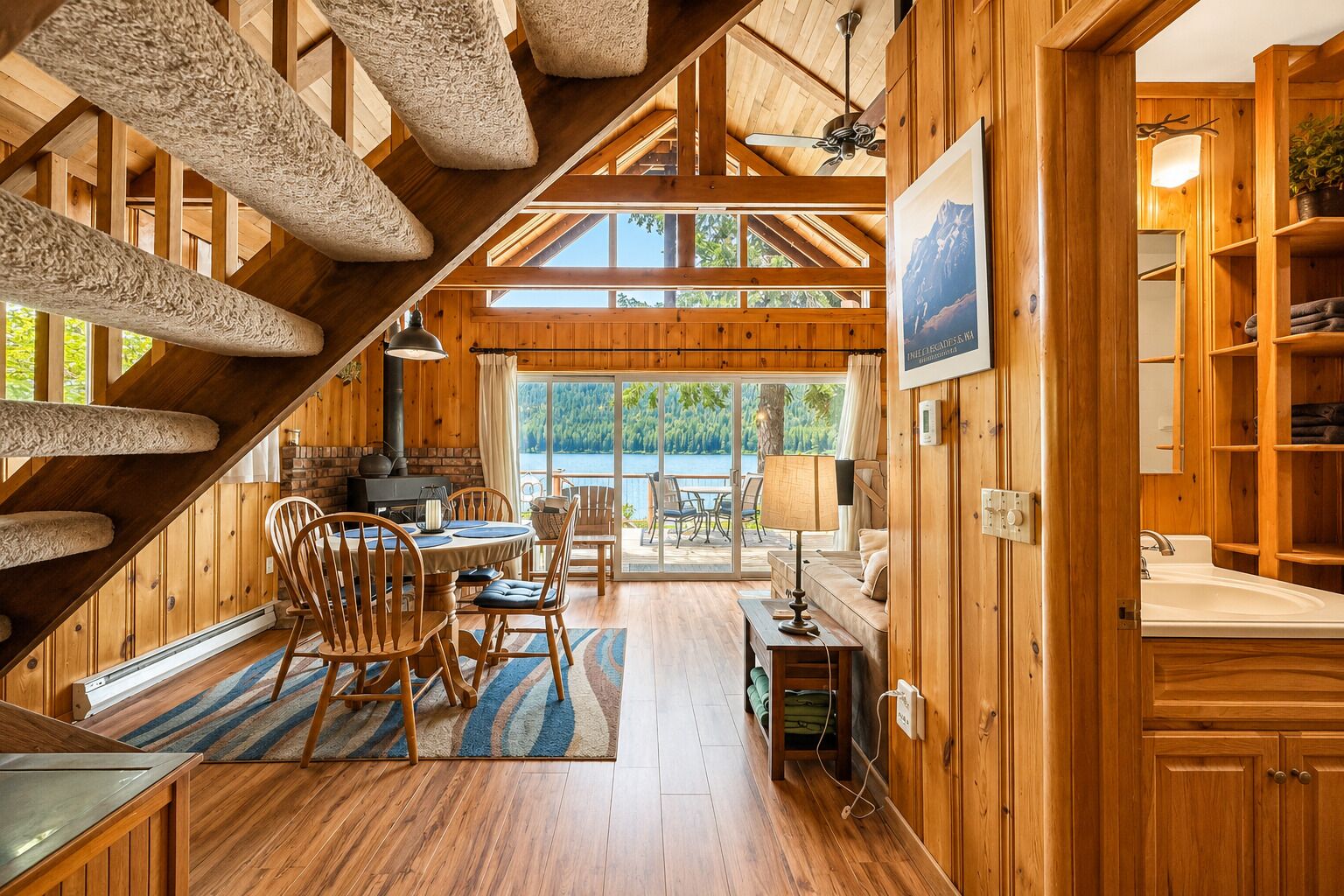 Cabin, 3 Bedrooms | Dining