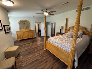WiFi - Azaria Lodge located on Oak Valley Golf Course and Resort (Pevely)
