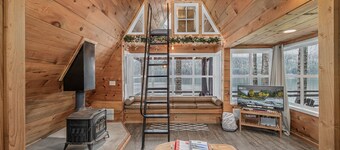 Doc Roy's Legacy On Fish Lake Home by NW Comfy Cabins by RedAwning
