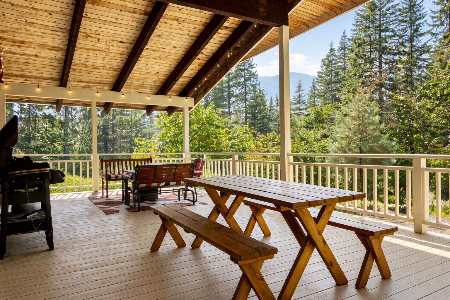 Cabin, 3 Bedrooms | Outdoor dining