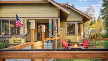 House, 4 Bedrooms | Property grounds