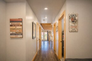 House, 2 Bedrooms | Interior - Compass Cabin 2 Bedroom Homeby NW Comfy Cabins by RedAwning (Leavenworth)