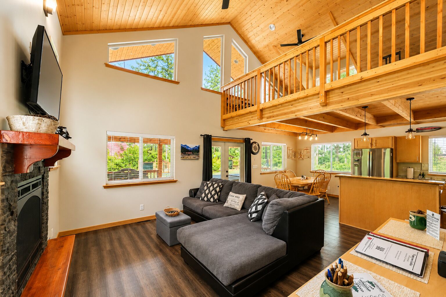 House, 3 Bedrooms | Living area