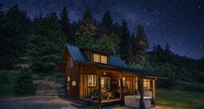 Beaver Hill Cabin Near Plain 2 Bedroom Home by NW Comfy Cabins by RedAwning