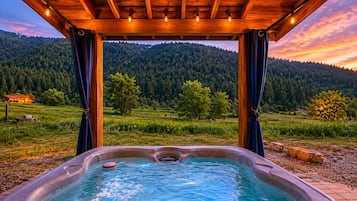 Cabin, 2 Bedrooms | Outdoor spa tub