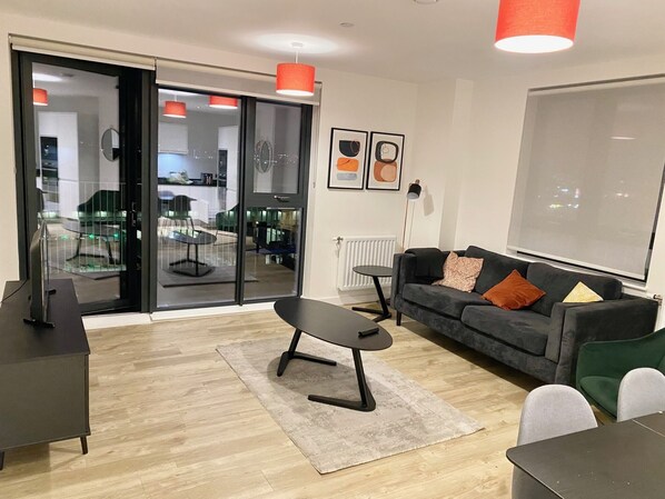 Appartement, 2 grands lits | Intérieur