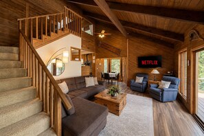 Cabane, 3 chambres | Coin séjour
