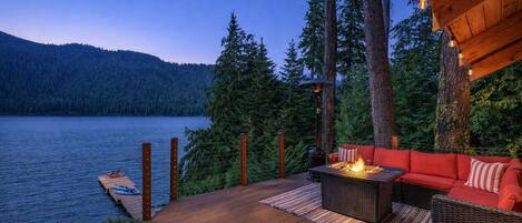 Cabin, 3 Bedrooms | Terrace/patio