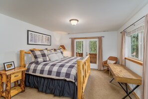 3 bedrooms, free WiFi - Just Plain Getaway 3 Bedroom Home by NW Comfy Cabins by RedAwning (Leavenworth)