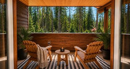 Just Plain Getaway 3 Bedroom Home by NW Comfy Cabins by RedAwning