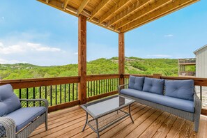 House, 5 Bedrooms | Property grounds - Majestic On Tablerock 5 Bedroom Home by RedAwning (Branson)