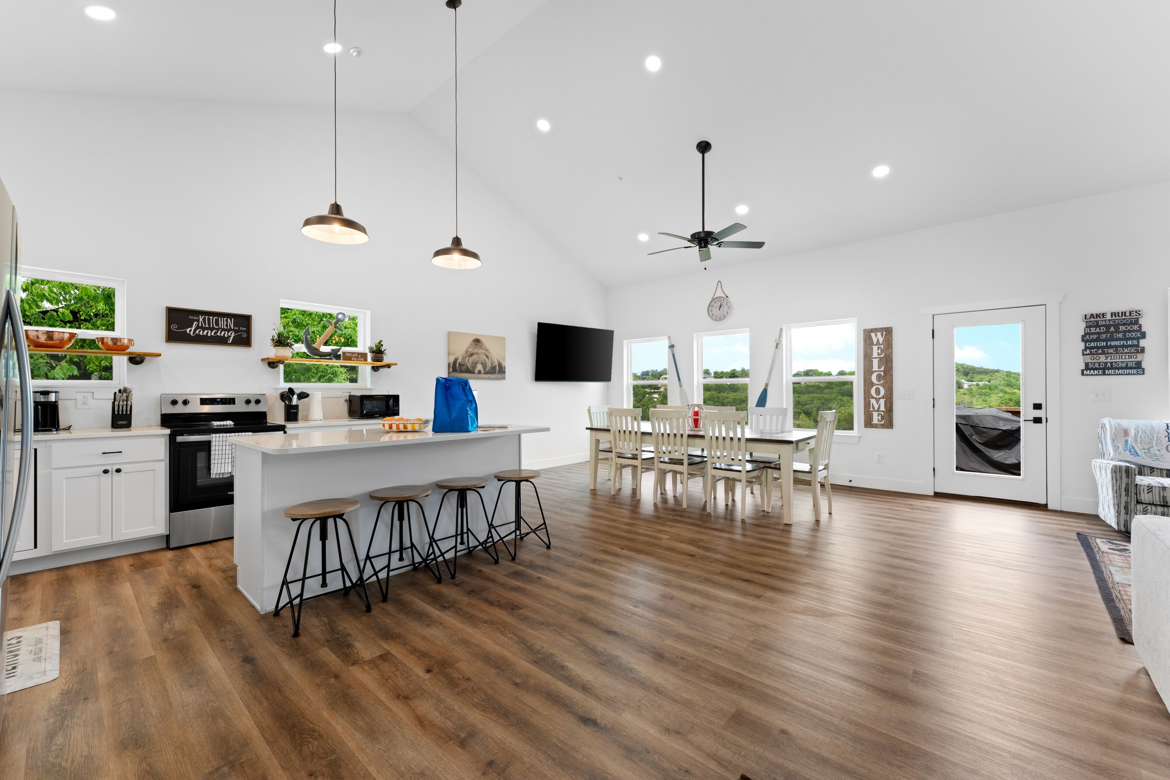 Casa, 5 habitaciones | Cocina privada | Frigorífico, horno, cafetera o tetera y tostadora