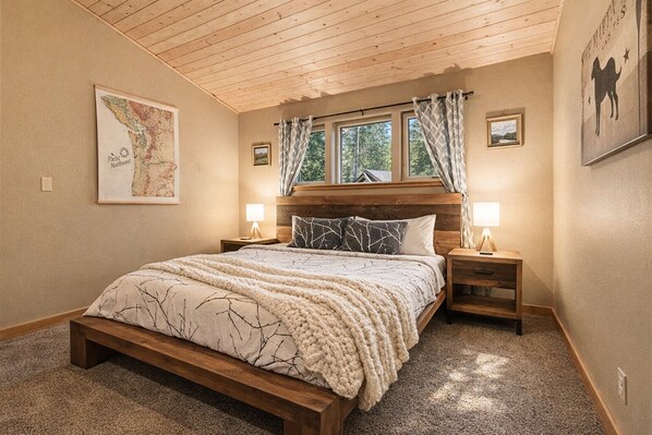 House, 2 Bedrooms | 2 bedrooms, iron/ironing board, free WiFi