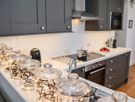 Fridge, dishwasher, electric kettle, toaster