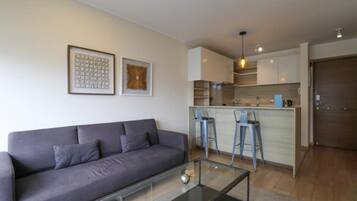 TV, aparelho de som, escritórios