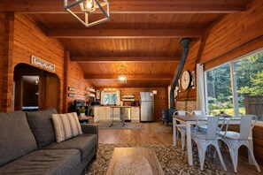 Cabaña, 2 habitaciones | Interior
