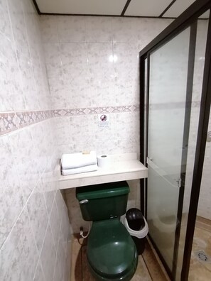 مناشف