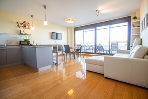 Fernseher, DVD-Player