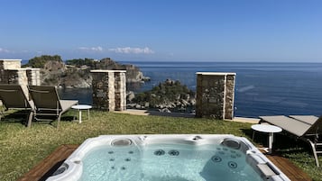 Idromassaggio all'aperto