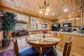 Fridge, microwave, oven, stovetop - Cabin in the Valley! Easy Access! Pet Friendly! (Sevierville)