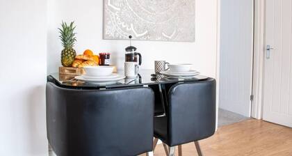 Bedford Road Garden Apartment