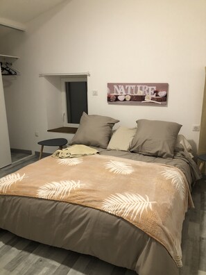 2 bedrooms