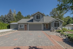 บ้านพัก, 4 ห้องนอน | บริเวณภายนอก