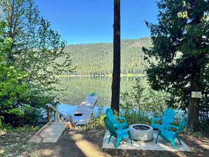 Cabin, 4 Bedrooms | Property grounds - Otter Chalet On Fish Lake 4 Bedroom Home by NW Comfy Cabins by RedAwning (Leavenworth)