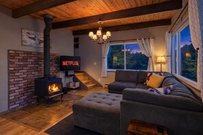 Cabin, 4 Bedrooms | Living area | Streaming services - Otter Chalet On Fish Lake 4 Bedroom Home by NW Comfy Cabins by RedAwning (Leavenworth)