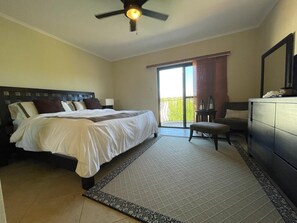 2 bedrooms, iron/ironing board, free WiFi, bed sheets - Gorgeous & Spacious Home in a wonderful gated community (Noord)
