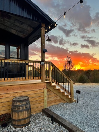 Property grounds. Bourbon Barrel Cottages #2 on Ky. Bourbon Trail