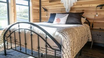 2 quartos, escrivaninha, ferros/tábuas de passar roupa, Wi-Fi