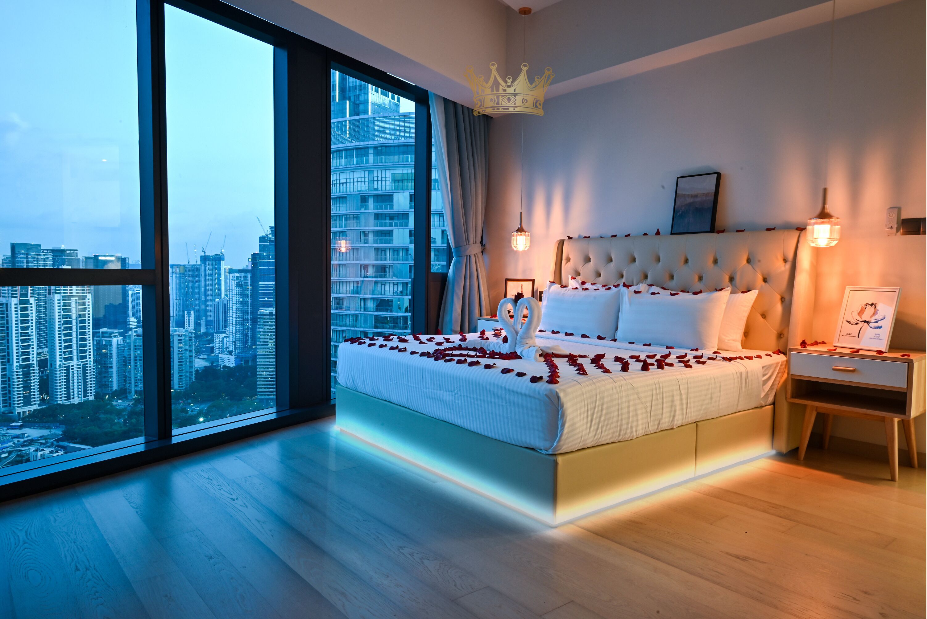 Royal Apartment | Pemandangan dari bilik