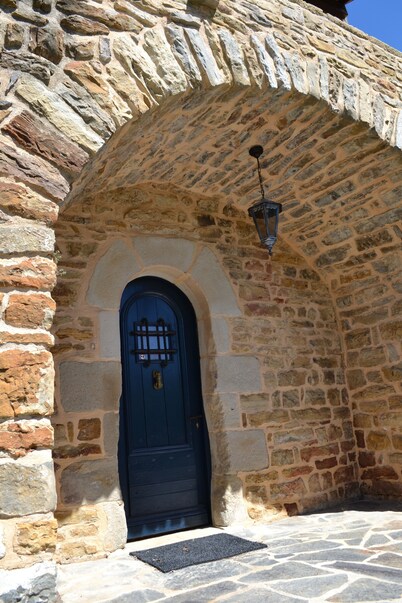 Mas with swimming pool in the village of Les Vans in Southern Ardèche