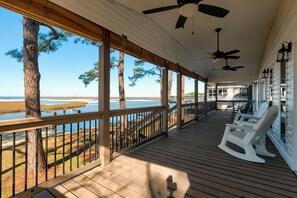 Balcony - Bayfront Bungalow - 1426 Cadillac 3 Bedroom Home by RedAwning (Dauphin Island)