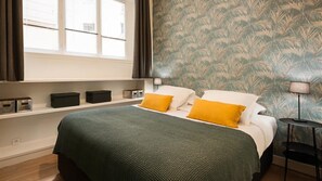 3 bedrooms, desk, iron/ironing board, WiFi - Panthéon Modern and exclusive 3BD (Paris)