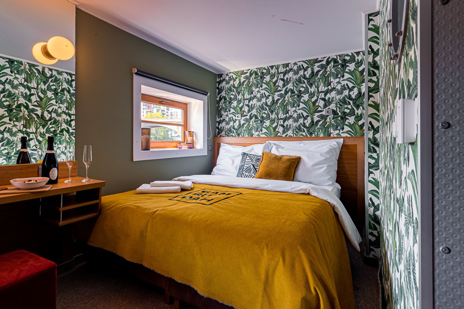 Photo - Botel Marina