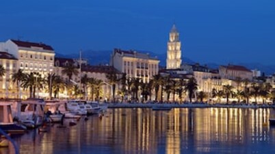 Luxury villa with private heated pool and sea view 4