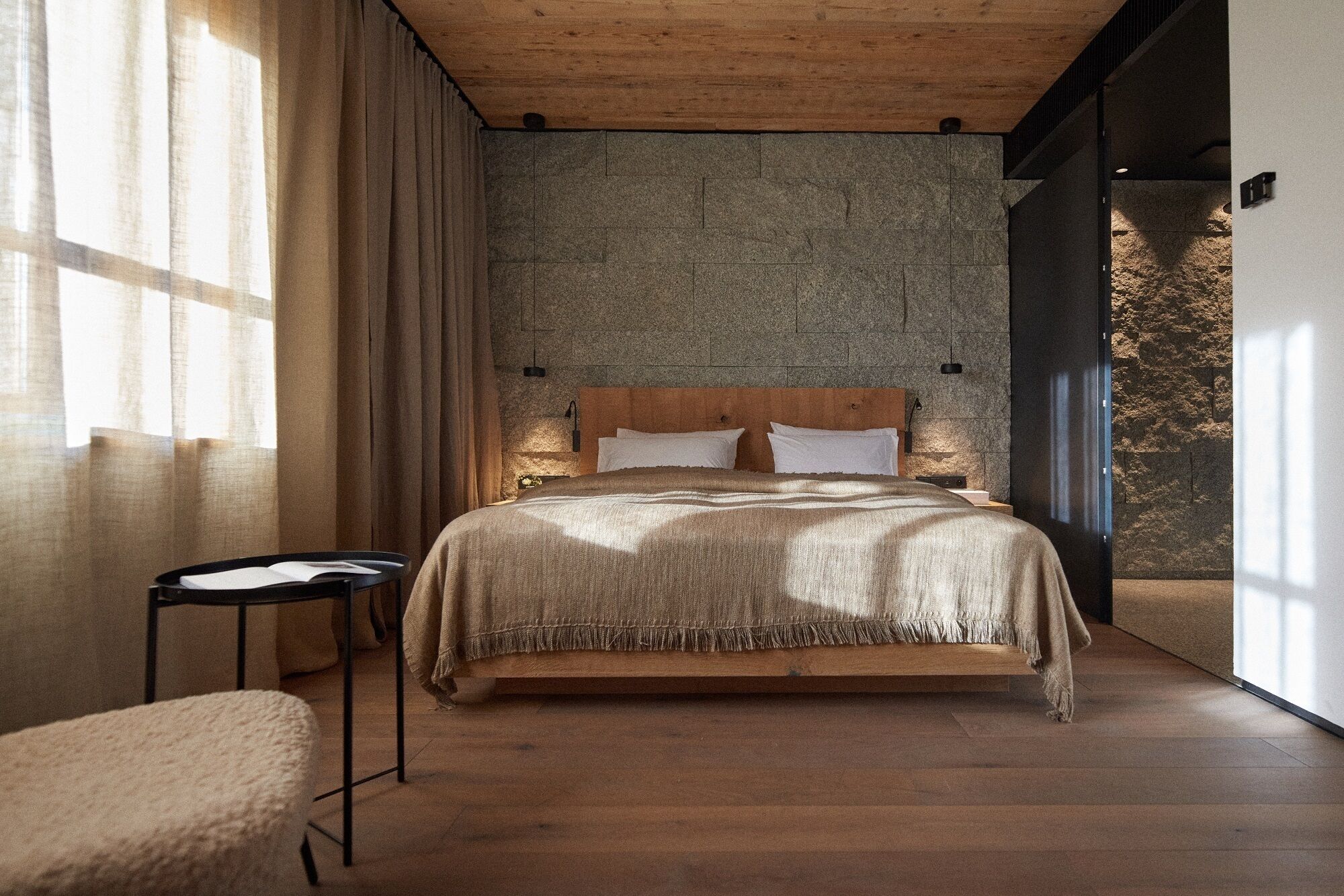 Pokój dwuosobowy Granitowy Deluxe z widokiem na góry | Individually decorated, individually furnished, free WiFi