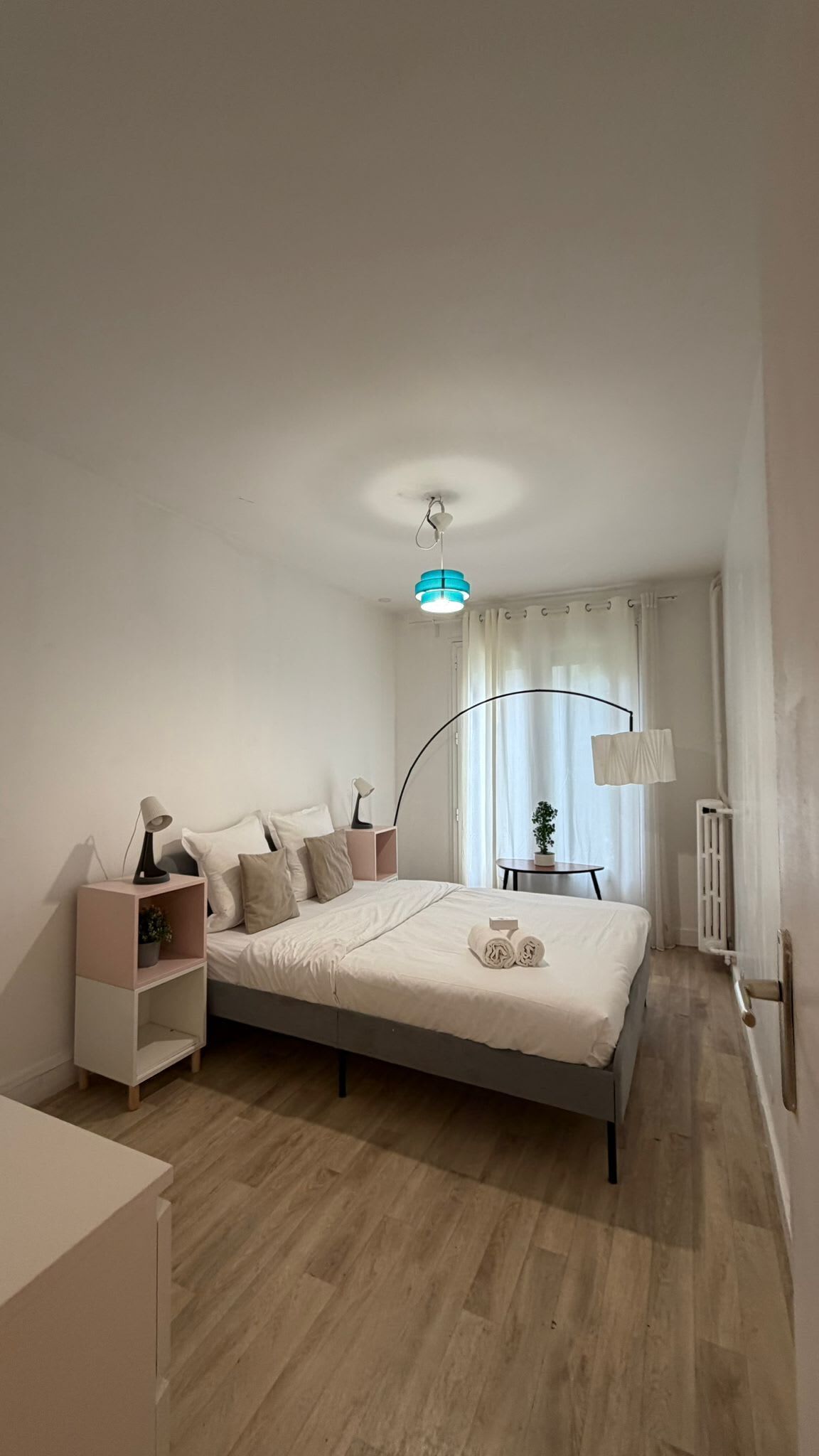 1 chambre, fer et planche à repasser, Wi-Fi, draps fournis