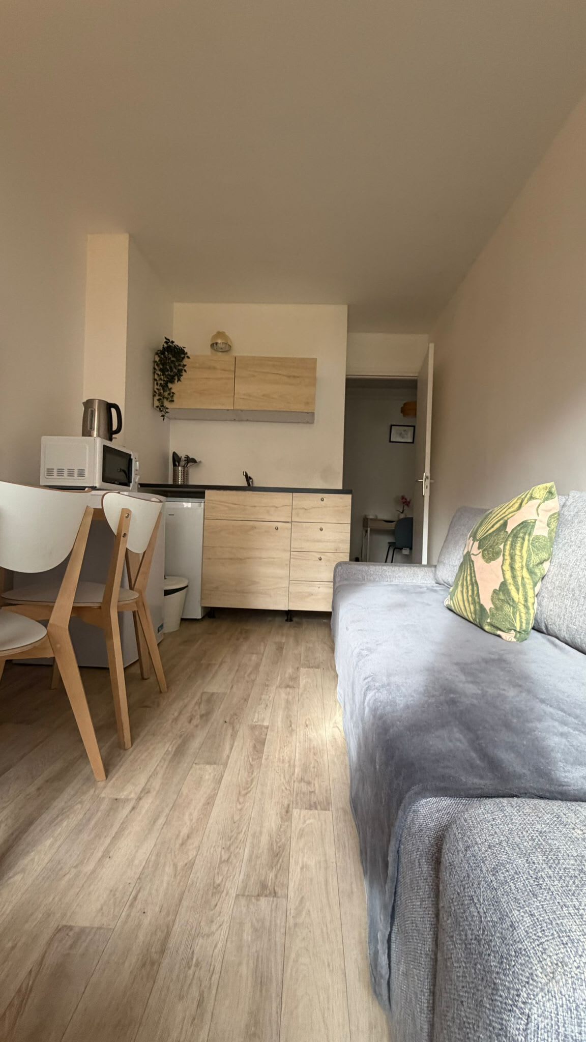 تلفزيون، مكتب