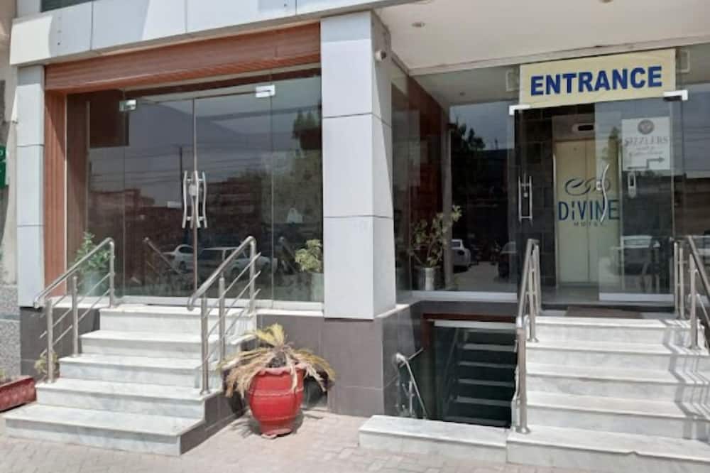 Divine Hotel Islamabad