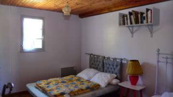 3 chambres, lit parapluie