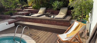 Feel good at Casa do Campo with (heated) saltwater pool!