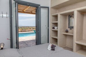 4 chambres, fer et planche à repasser, lit parapluie, Wi-Fi gratuit