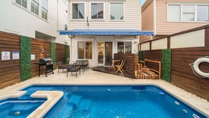 Deluxe House | Terrace/patio - 29th (Houston)